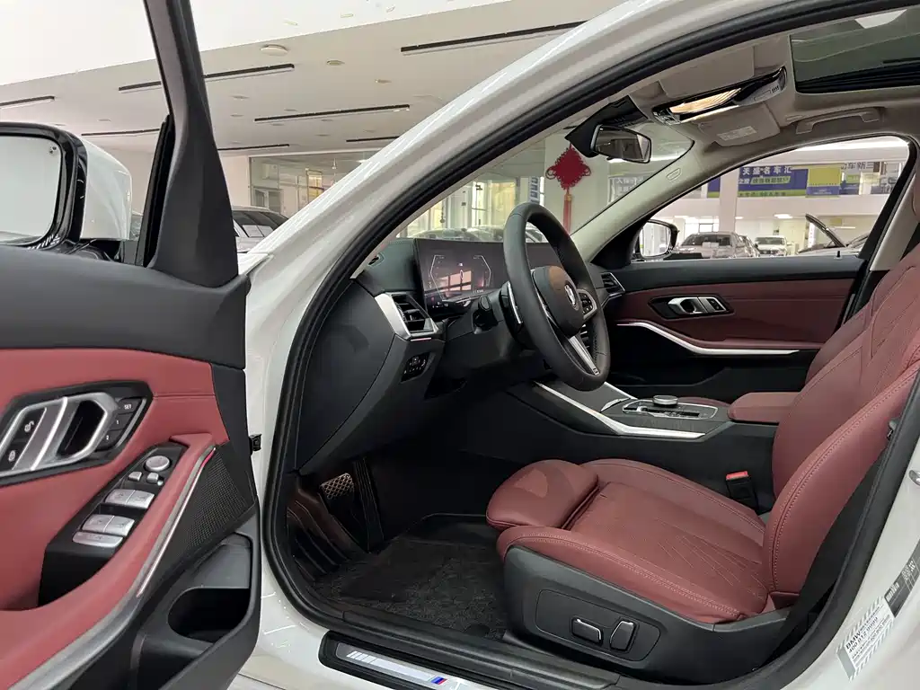 BMW 3 Series 2023 325i M Sports Package купить на сайте DeffCars