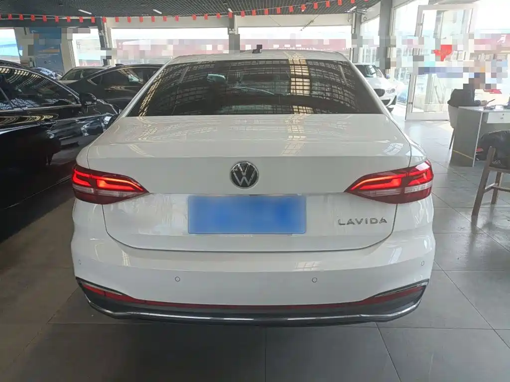 Lavida 2024 1.5L automatic 5 million version купить на сайте DeffCars