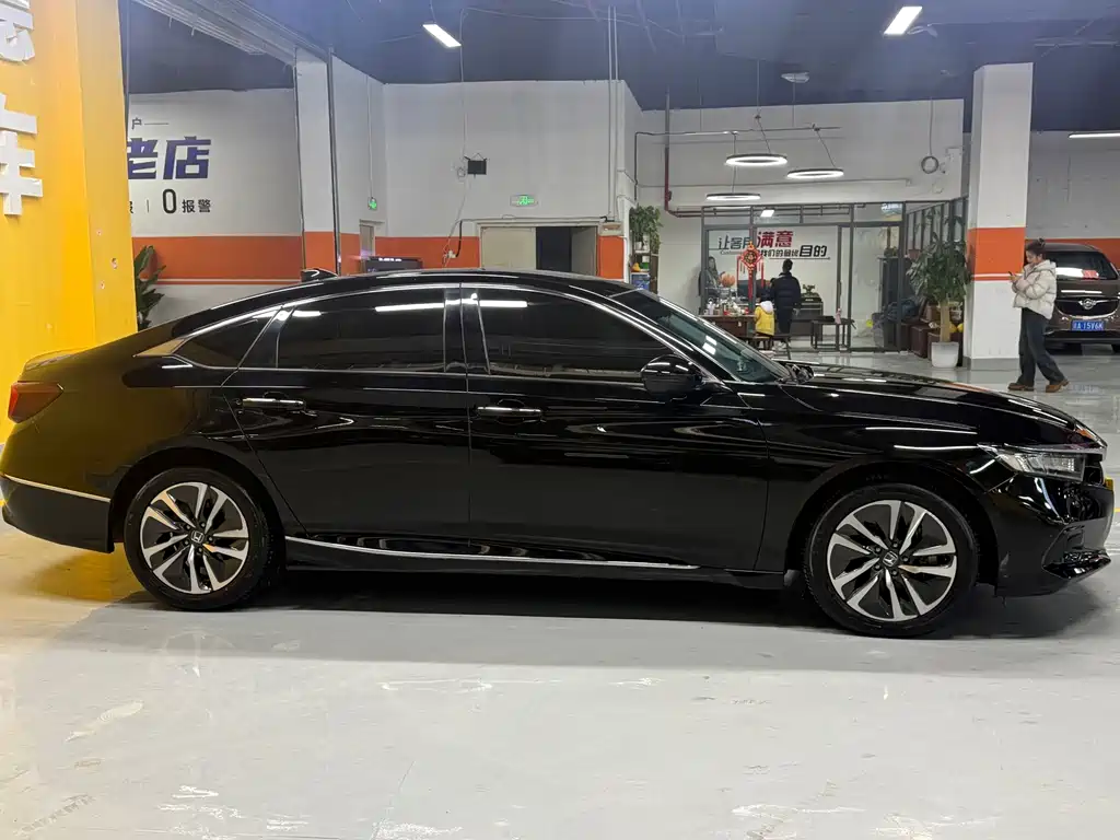 Accord 2022 Sharp Hybrid 2.0L Sharp Collar Edition купить на сайте DeffCars