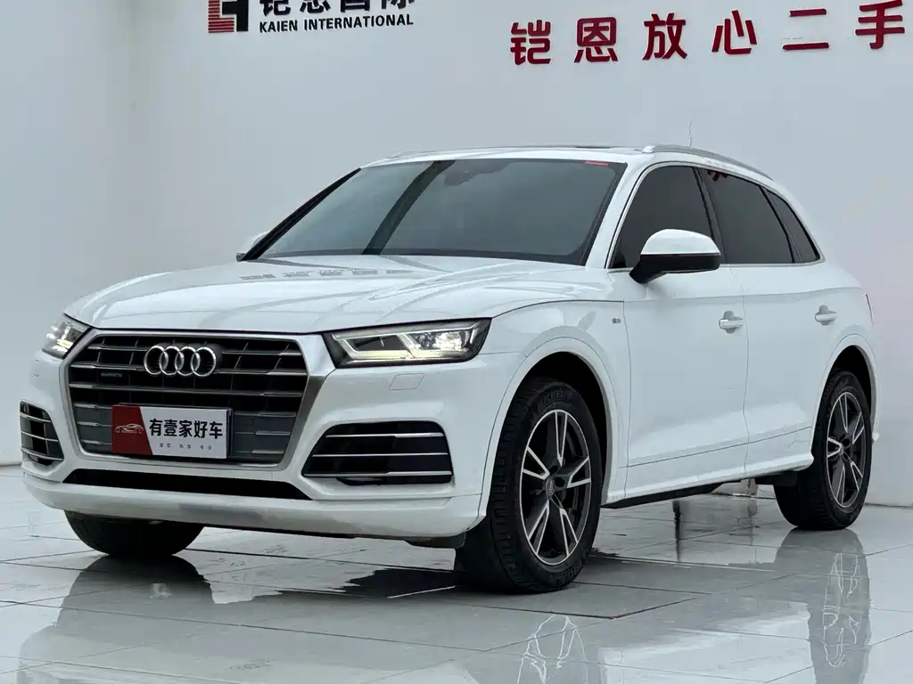 Audi Q5L 2018 40 TFSI enjoys fashionable style, National VI купить на сайте DeffCars