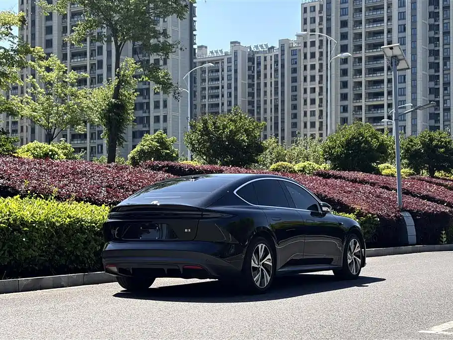 NIO ET5 2024 model 75kWh купить на сайте DeffCars