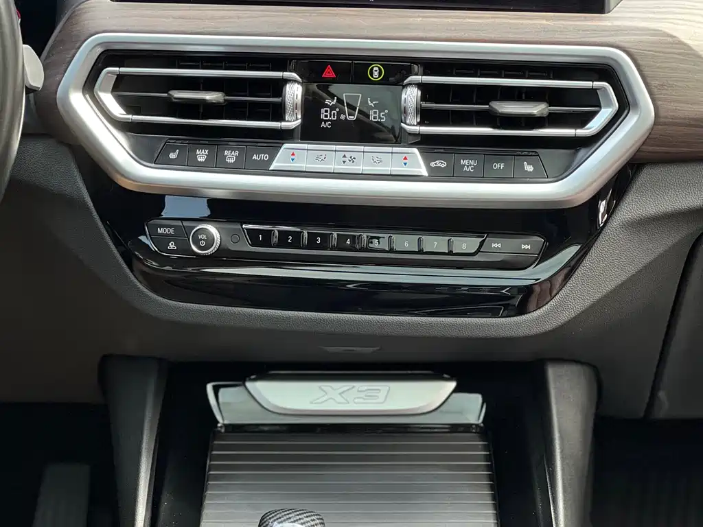 BMW X3 2022 xDrive30i Advanced M Night Package купить на сайте DeffCars