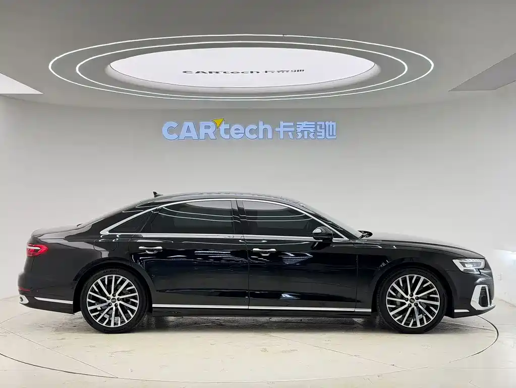 Audi A8 2023 A8L 50 TFSI quattro Premium Selection купить на сайте DeffCars