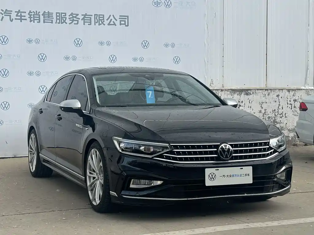 Magotan 2024 model 2 million public model 330TSI DSG luxury model купить на сайте DeffCars