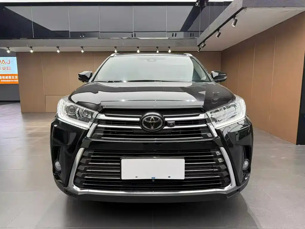 Highlander 2018 2.0T four-wheel drive premium version, 7 seats, National V купить на сайте DeffCars