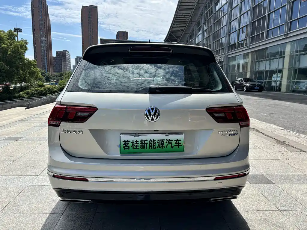 Tiguan L plug-in hybrid 2019 430PHEV hybrid luxury version купить на сайте DeffCars