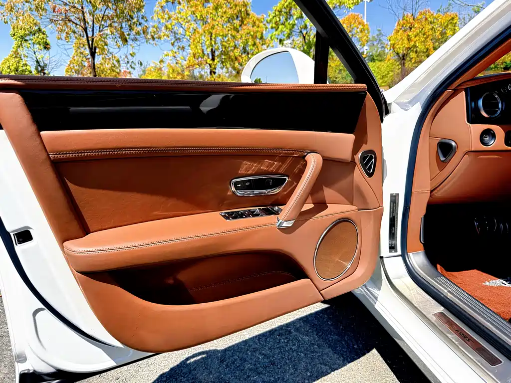 Flying Spur 2017 4.0T V8 S Standard Edition купить на сайте DeffCars