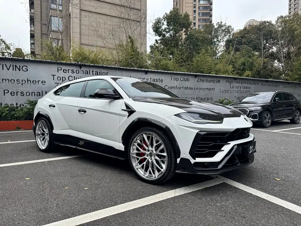 Urus 2021 4.0T V8 купить на сайте DeffCars