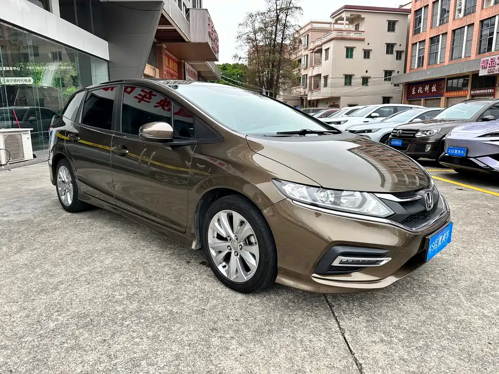 Jade 2017 1.8L automatic comfort version 5 seats купить на сайте DeffCars