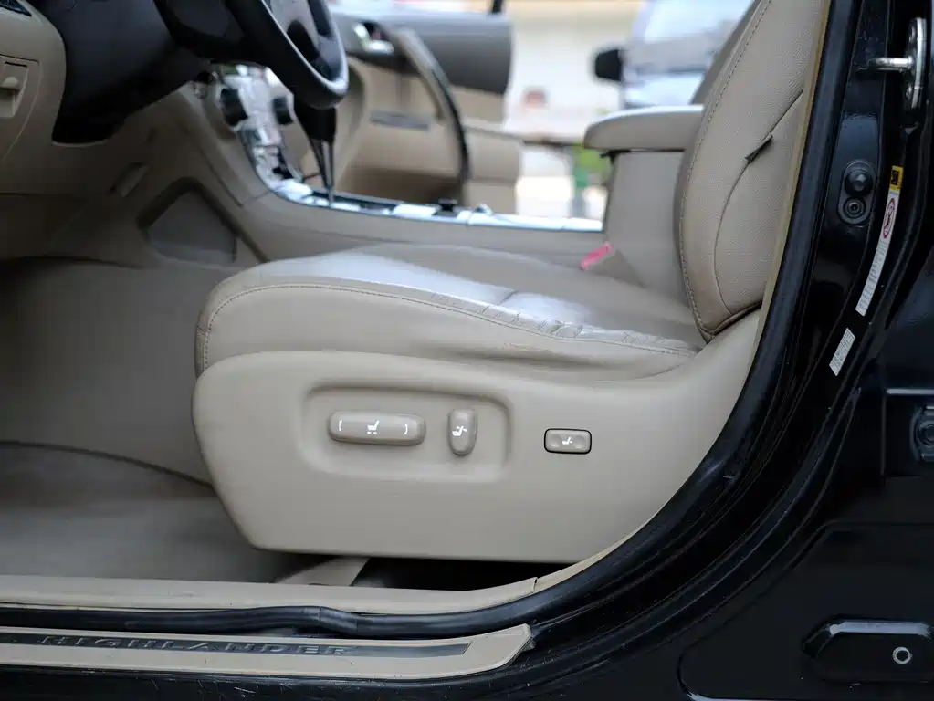Highlander 2009 3.5L four-wheel drive 7-seat luxury version купить на сайте DeffCars