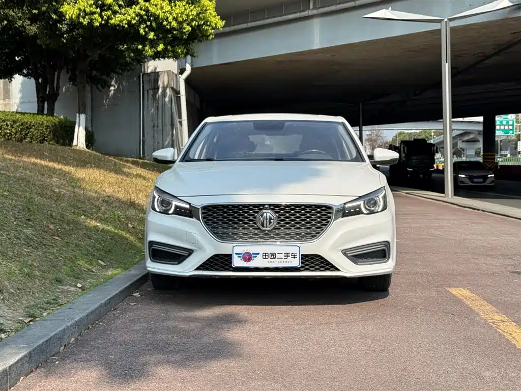 MG6 2017 20T Automatic Elite Smart Connected Edition National V купить на сайте DeffCars