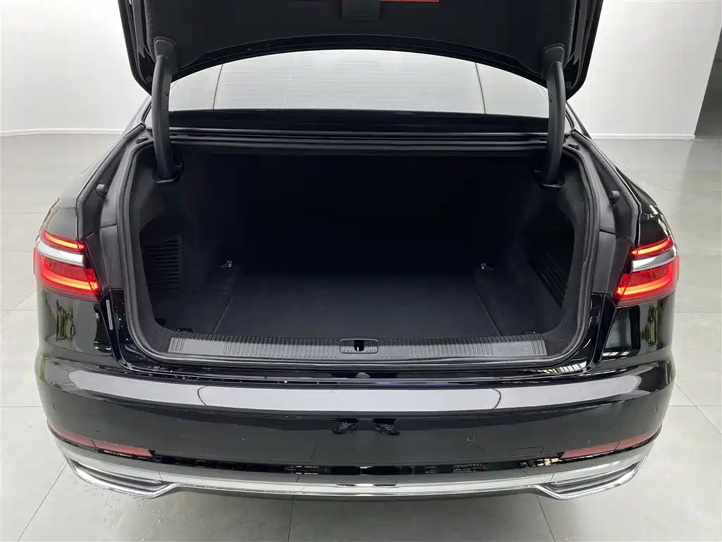 Audi A8 2019 facelift Plus A8L 55 TFSI quattro luxury model купить на сайте DeffCars