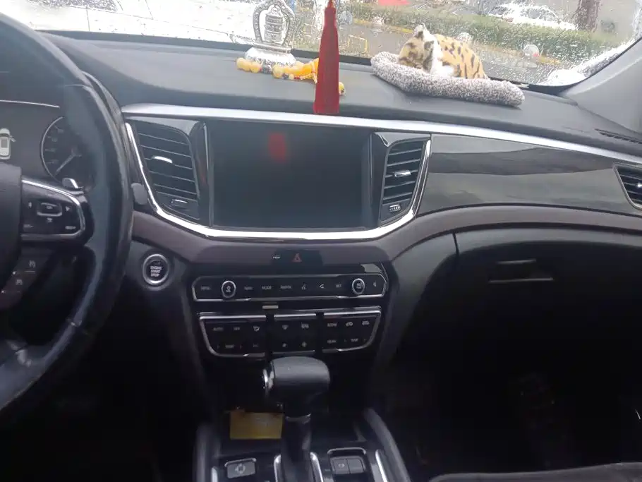 Trumpchi GS8 2017 320T 2WD Luxury Connected Edition (seven seats) купить на сайте DeffCars