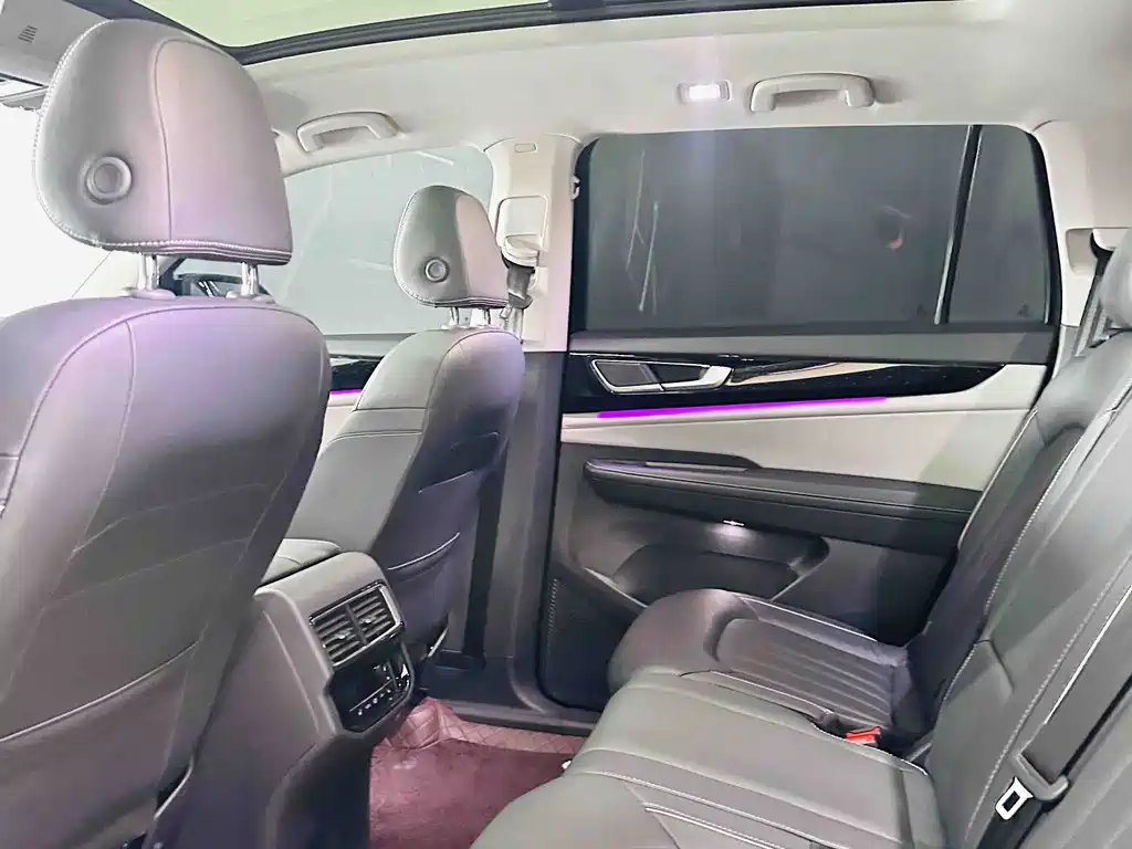 Touron 2022 380TSI four-wheel drive luxury version купить на сайте DeffCars