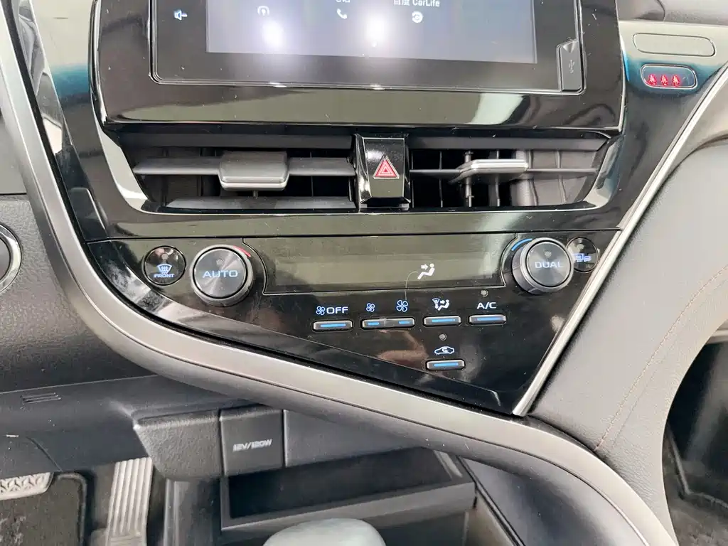 Camry 2022 2.0GVP Leading Edition купить на сайте DeffCars