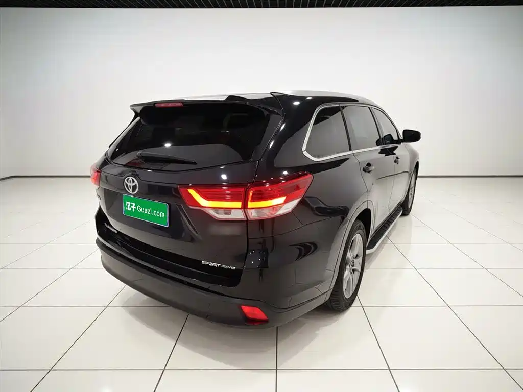 Highlander 2018 2.0T four-wheel drive luxury version, 7 seats, National VI купить на сайте DeffCars