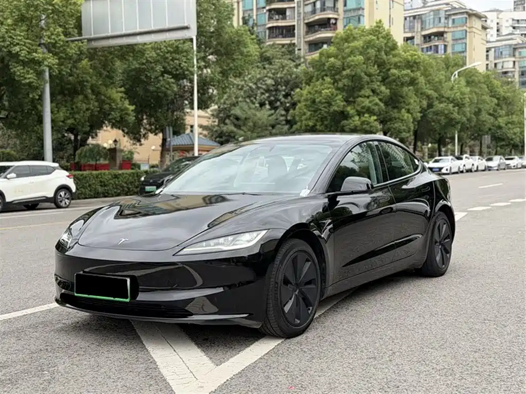 Model 3 2023 rear-wheel drive version купить на сайте DeffCars