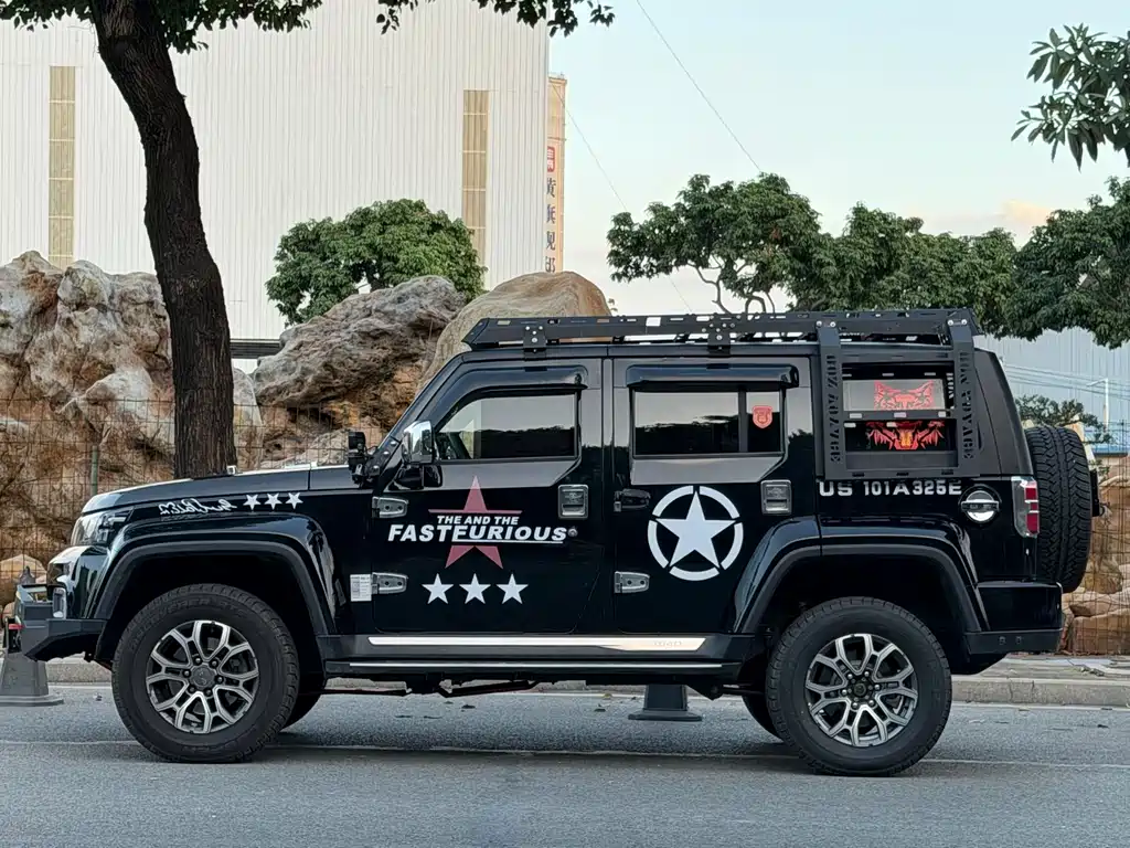 Beijing Off-Road BJ40 2024 2.0T City Hunter Honor Edition купить на сайте DeffCars