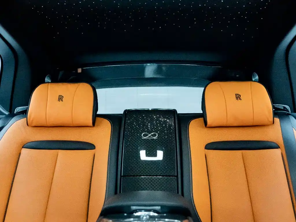 Cullinan 2020 Black Badge купить на сайте DeffCars