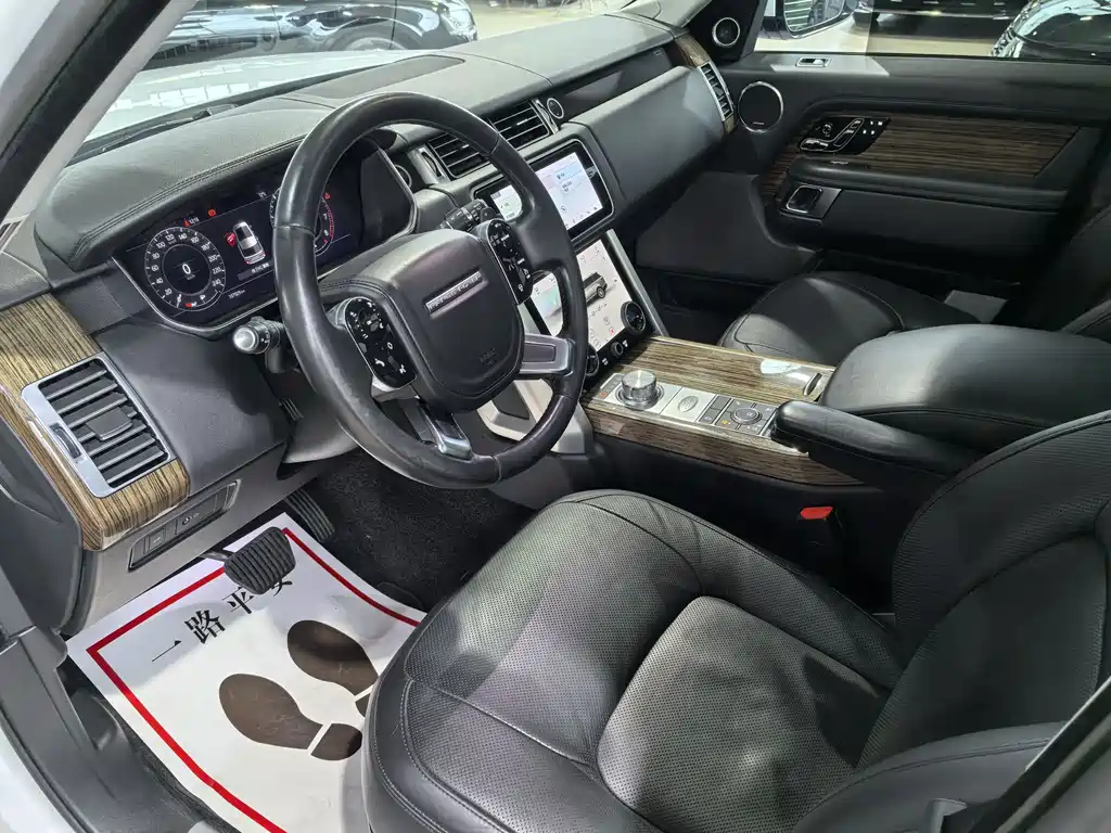 Range Rover 2019 3.0 SC V6 Legendary Extended Edition купить на сайте DeffCars