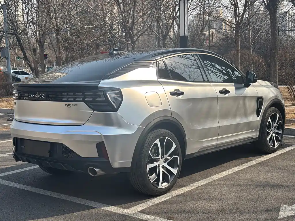 Lynk & Co 05 2022 2.0TD four-wheel drive Halo купить на сайте DeffCars