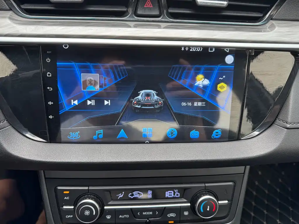 Emgrand 2019 Leading Edition 1.5L CVT Luxury Type National V купить на сайте DeffCars