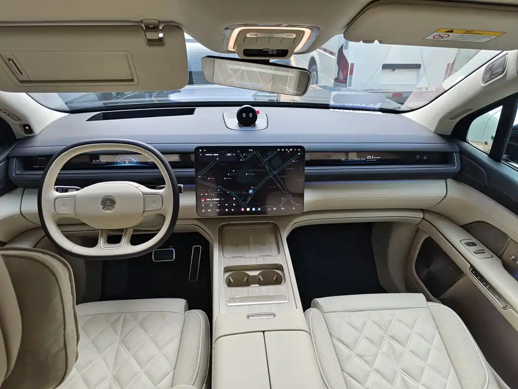 NIO ES8 2026 Six-seater Executive Deluxe Edition купить на сайте DeffCars