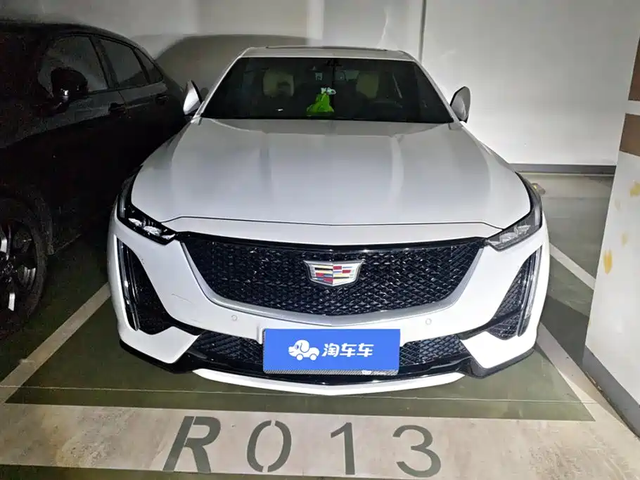 Cadillac CT5 2023 28T Premium Model купить на сайте DeffCars