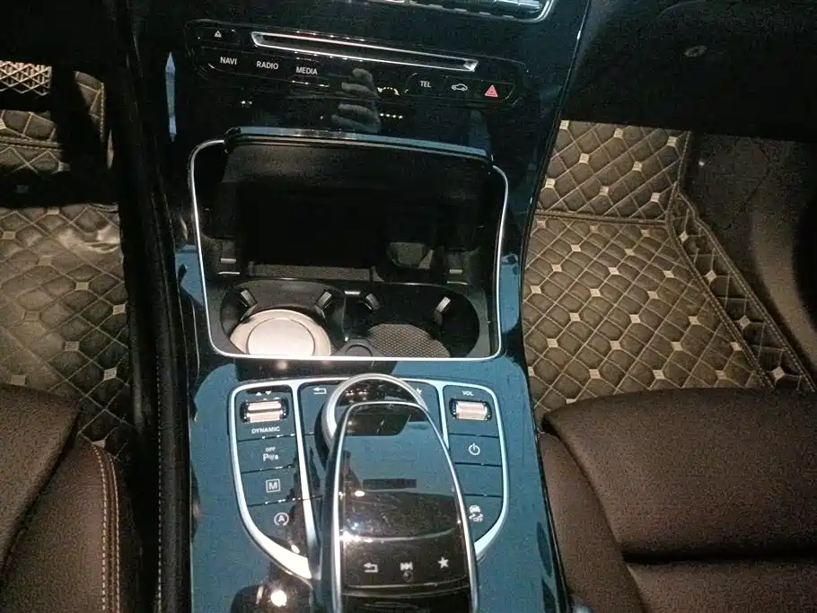 Mercedes-Benz GLC 2019 GLC 200 L 4MATIC купить на сайте DeffCars