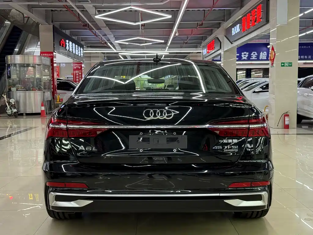 Audi A6L 2023 45 TFSI quattro exclusive dynamic model купить на сайте DeffCars