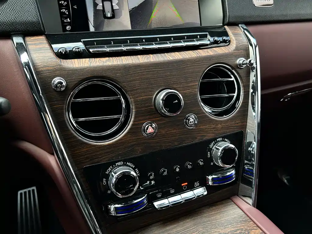 Cullinan 2018 five-seater version купить на сайте DeffCars