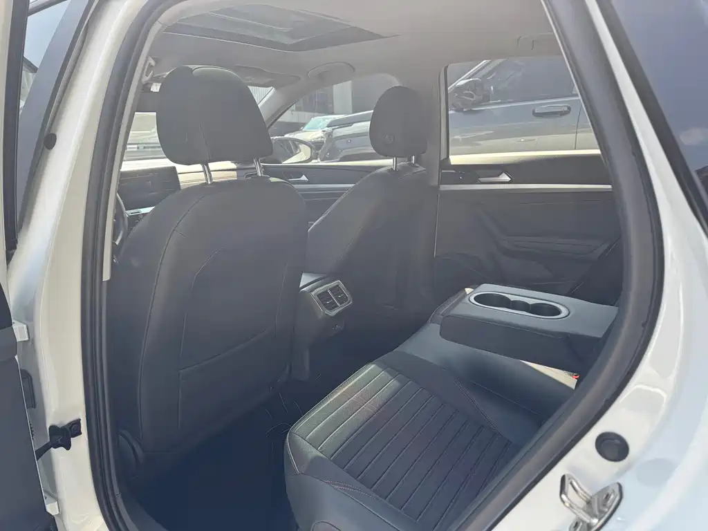 Lavida 2023 280TSI DSG Starry Sky Full Edition купить на сайте DeffCars