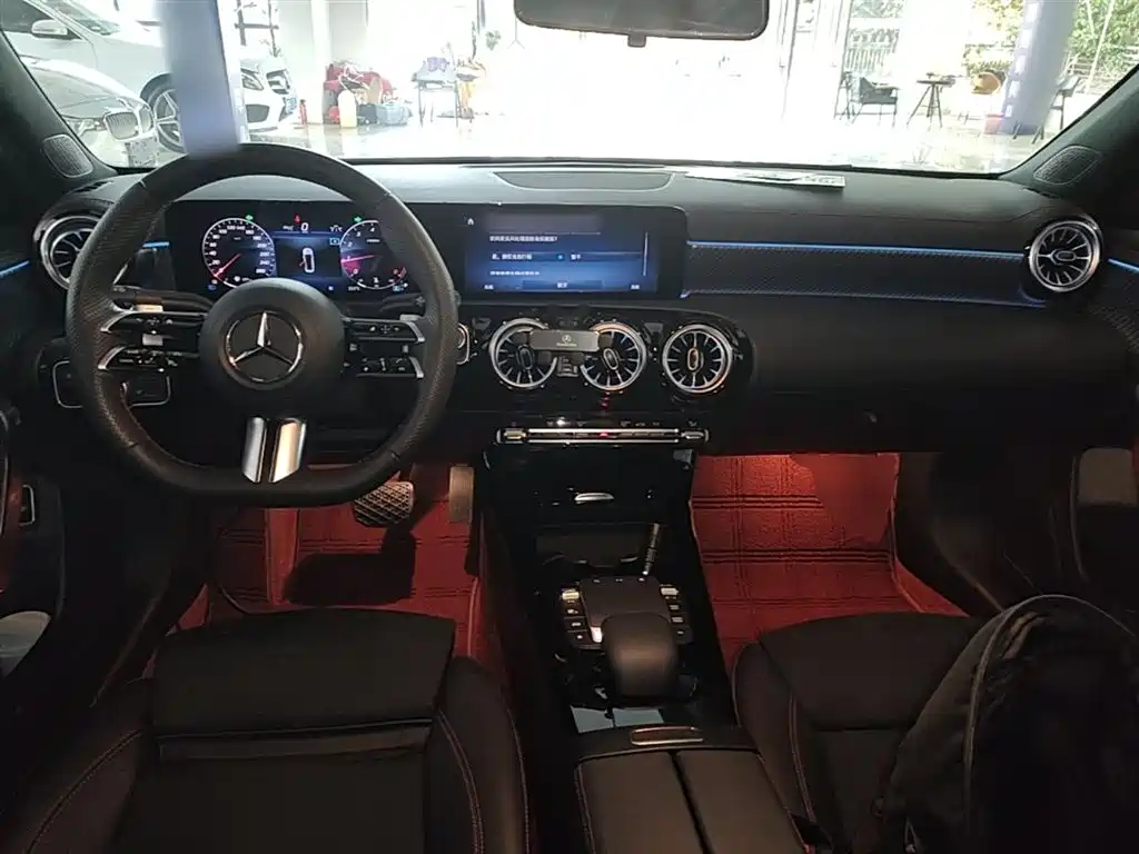 Mercedes-Benz A-Class 2023 A 200 L Fashion Model купить на сайте DeffCars