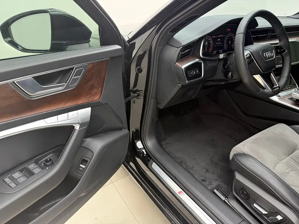 Audi A6L 2023 45 TFSI quattro premium dynamic model купить на сайте DeffCars