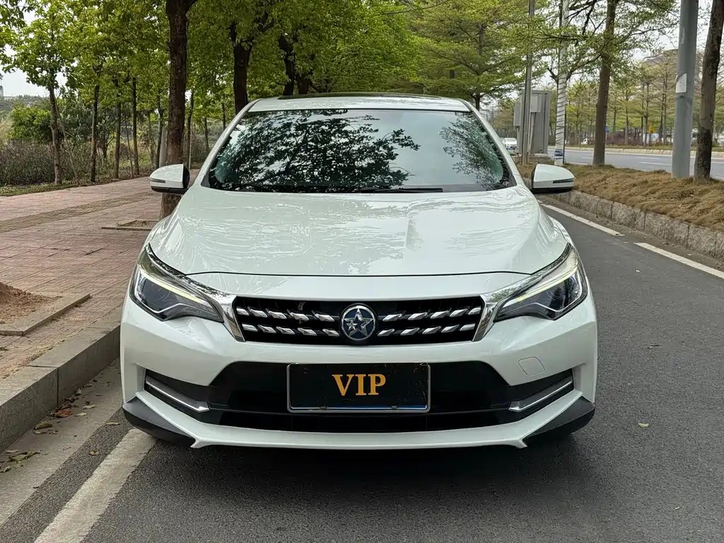 Venucia D60 2019 Model 100,000 Glory 1.6L XL CVT Chenku Edition National V купить на сайте DeffCars