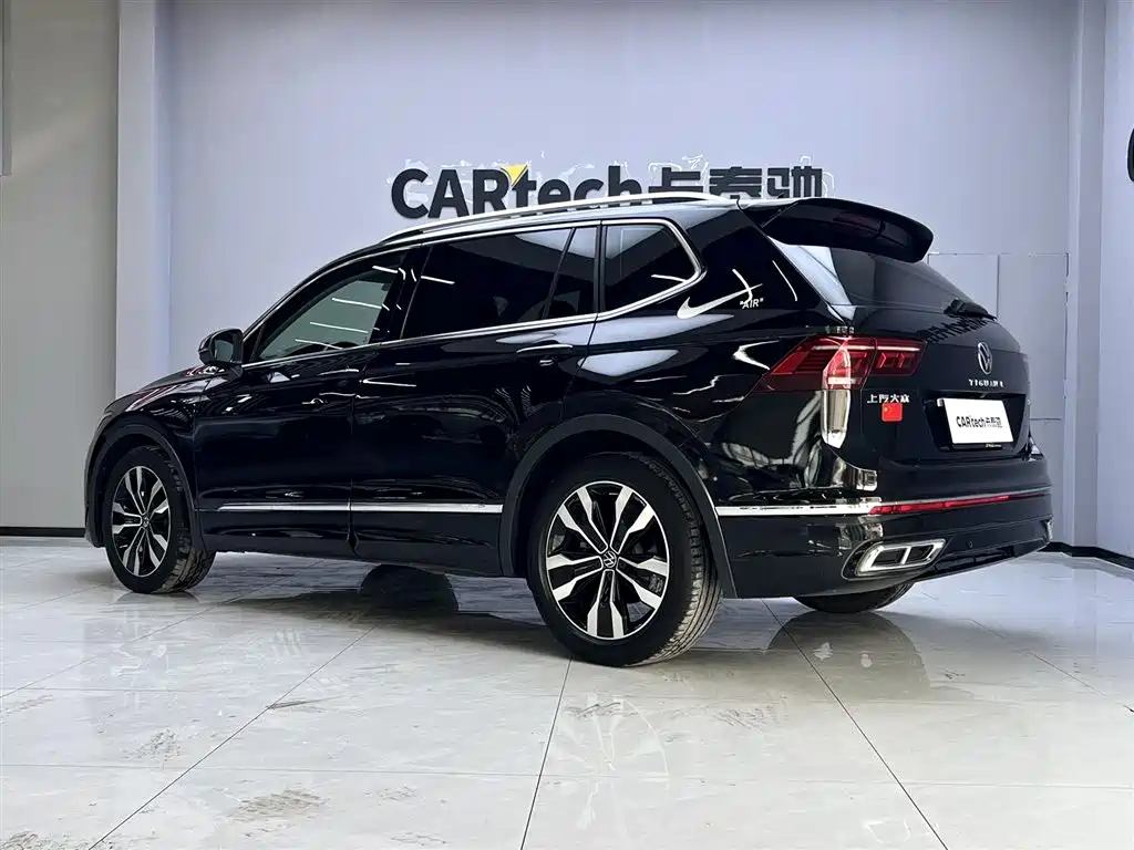 Tiguan L 2022 330TSI automatic two-wheel drive R-Line version купить на сайте DeffCars