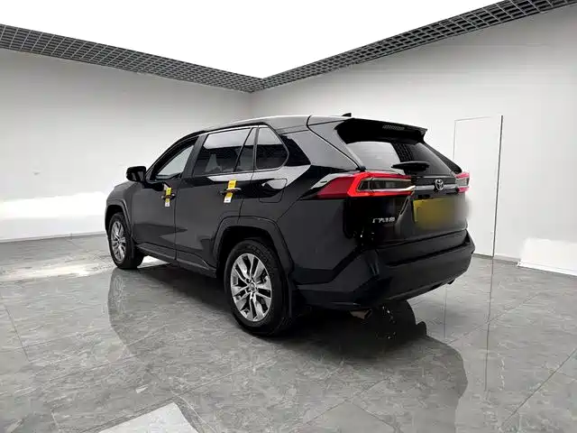 Wilanda 2023 2.0L CVT two-wheel drive leading version купить на сайте DeffCars
