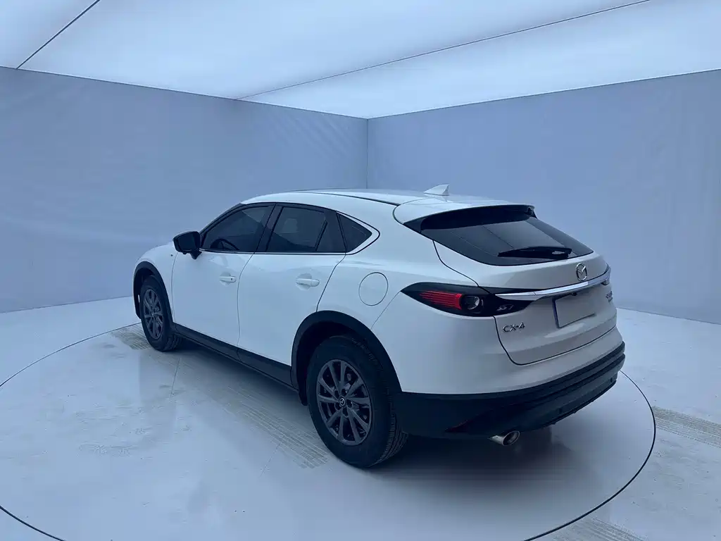 Mazda CX-4 2021 2.0L automatic two-wheel drive Blue Sky Exploration Edition купить на сайте DeffCars