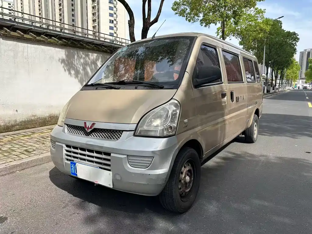 Wuling Rongguang 2017 1.5L extended basic model купить на сайте DeffCars