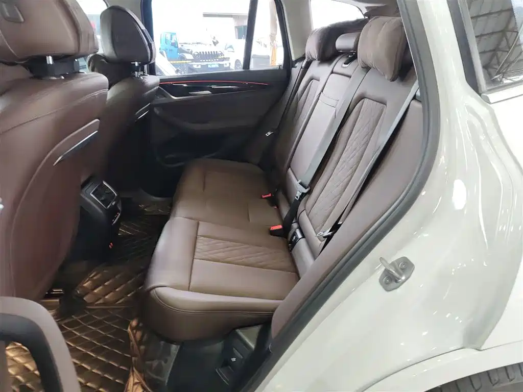 BMW X3 2022 facelift xDrive25i M sports package купить на сайте DeffCars