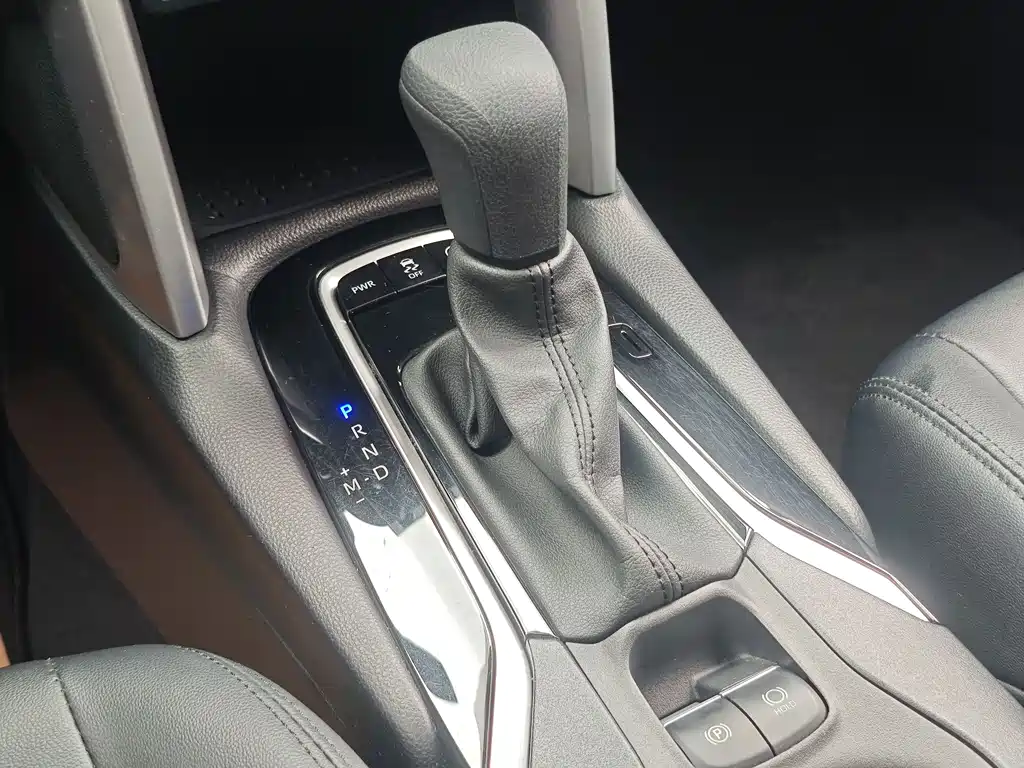 Fenglanda 2023 2.0L CVT Elite Edition купить на сайте DeffCars