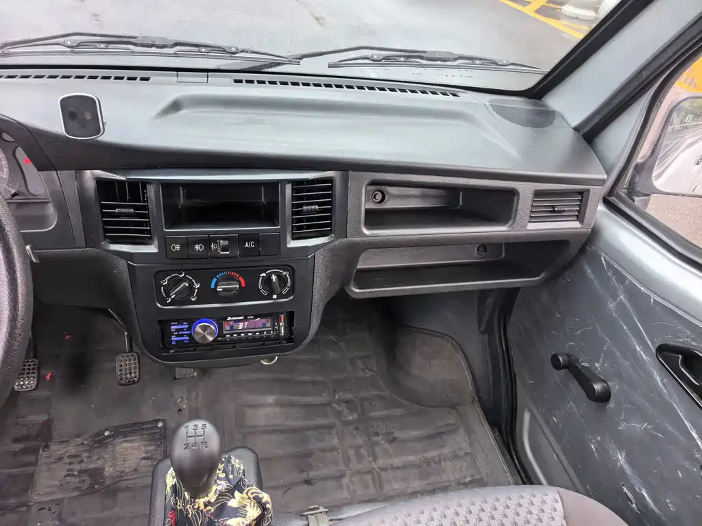 Wuling Zhiguang 2020 1.2L Practical National VI LSI купить на сайте DeffCars
