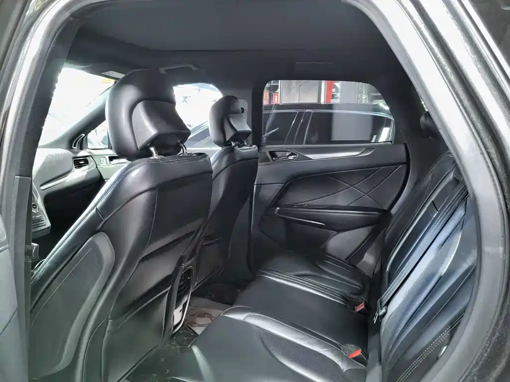 Lincoln MKC 2019 2.0T 2WD Exclusive Edition National V купить на сайте DeffCars