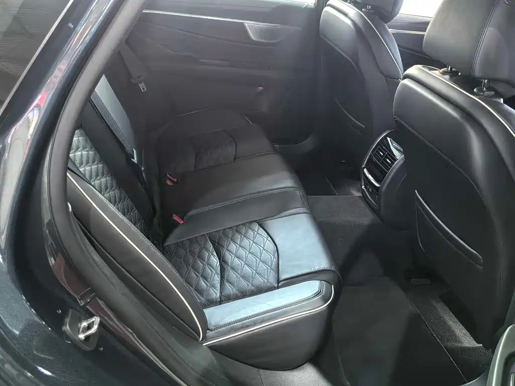 Cadillac CT6 2023 28T Platinum Type купить на сайте DeffCars