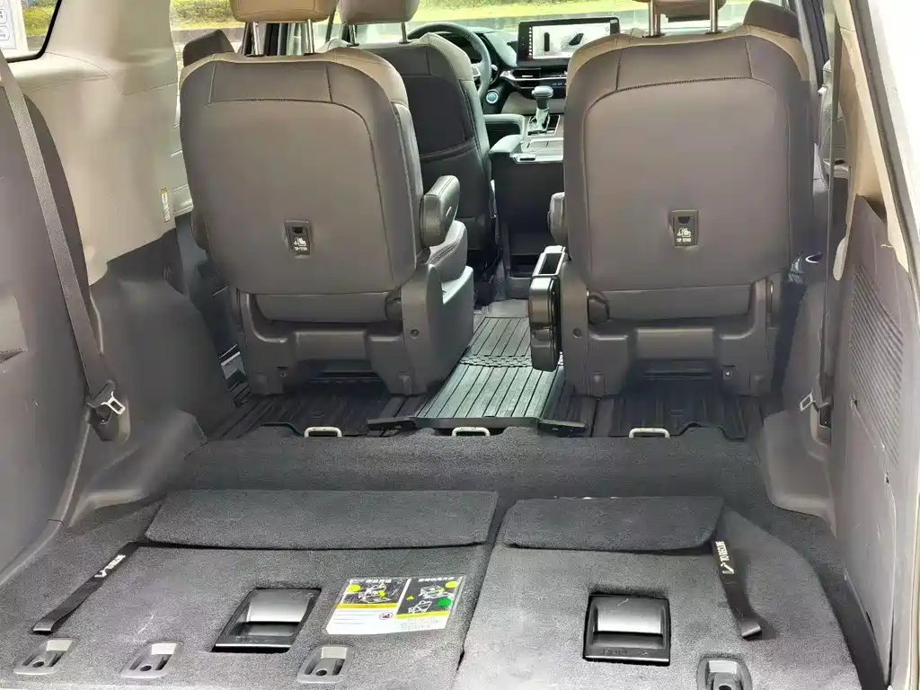 SIENNA 2021 2.5L Hybrid Comfort Edition купить на сайте DeffCars