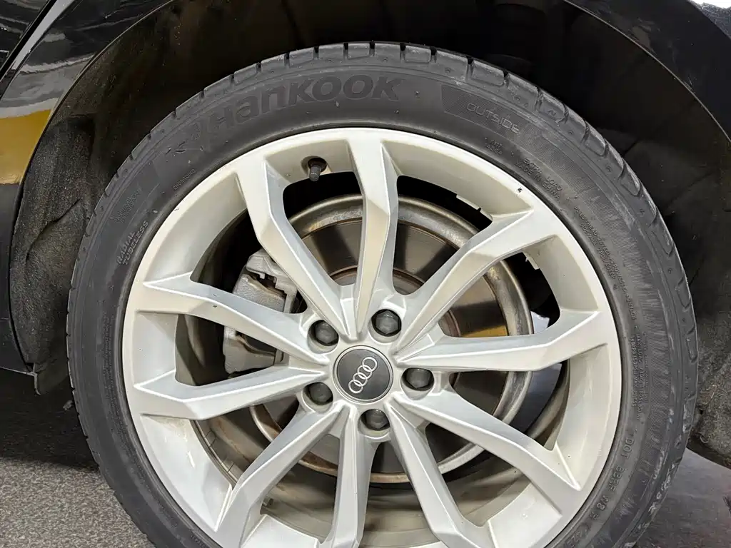 Audi A4L 2019 40 TFSI Fashion Type National VI купить на сайте DeffCars