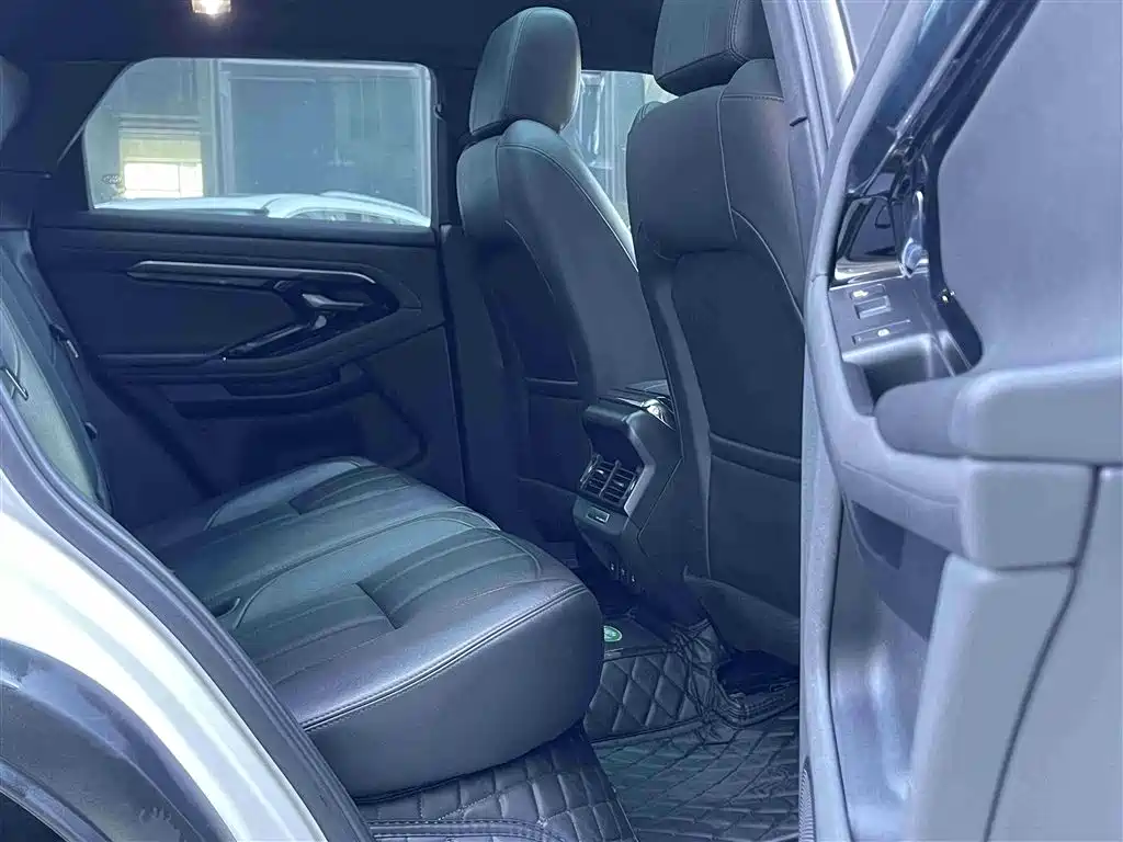Range Rover Evoque 2020 249PS R-DYNAMIC S first sports customized version купить на сайте DeffCars