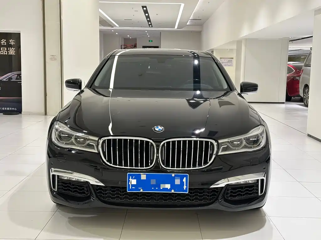 BMW 7 Series 2016 740Li Leading Model купить на сайте DeffCars