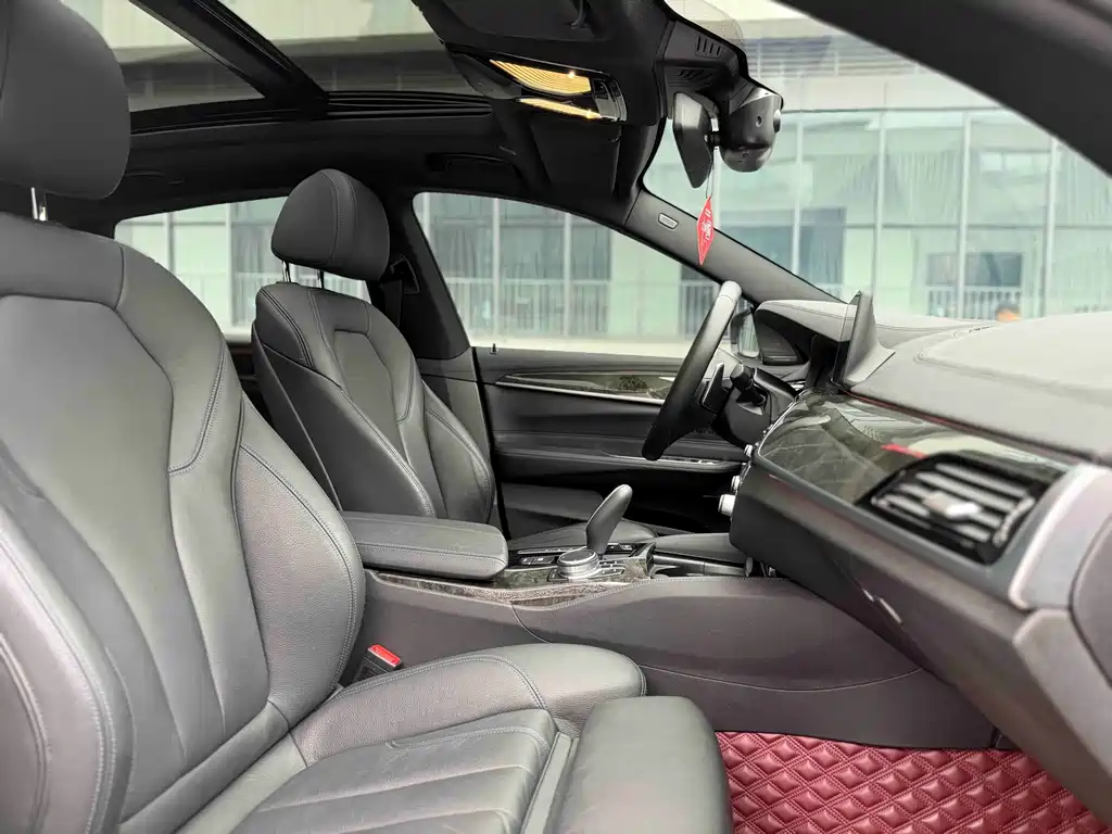 BMW 6 Series GT 2019 630i M Sports Package купить на сайте DeffCars