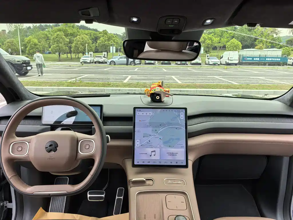 NIO ES8 2023 model 75kWh купить на сайте DeffCars
